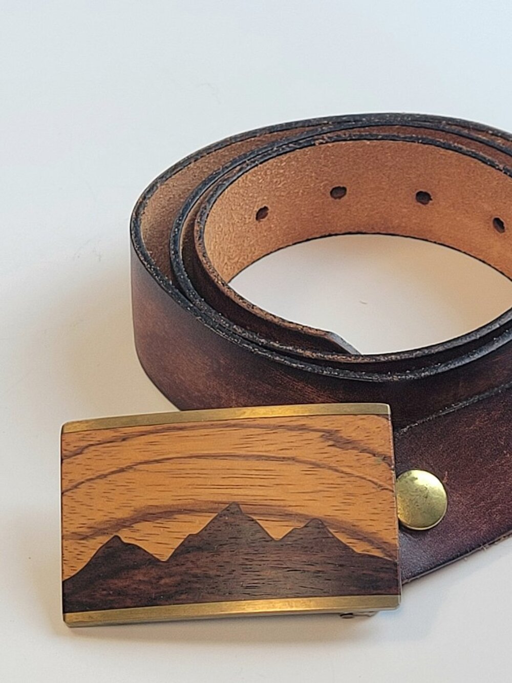 Kenneth Reid Vtg Wood Inlay Belt Buckle Albuquerque NM Mountain Unisex 36